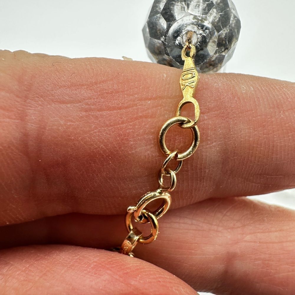 15” faceted Crystal necklace strung on a 10kt yellow gold chain! - Picture 11 of 12